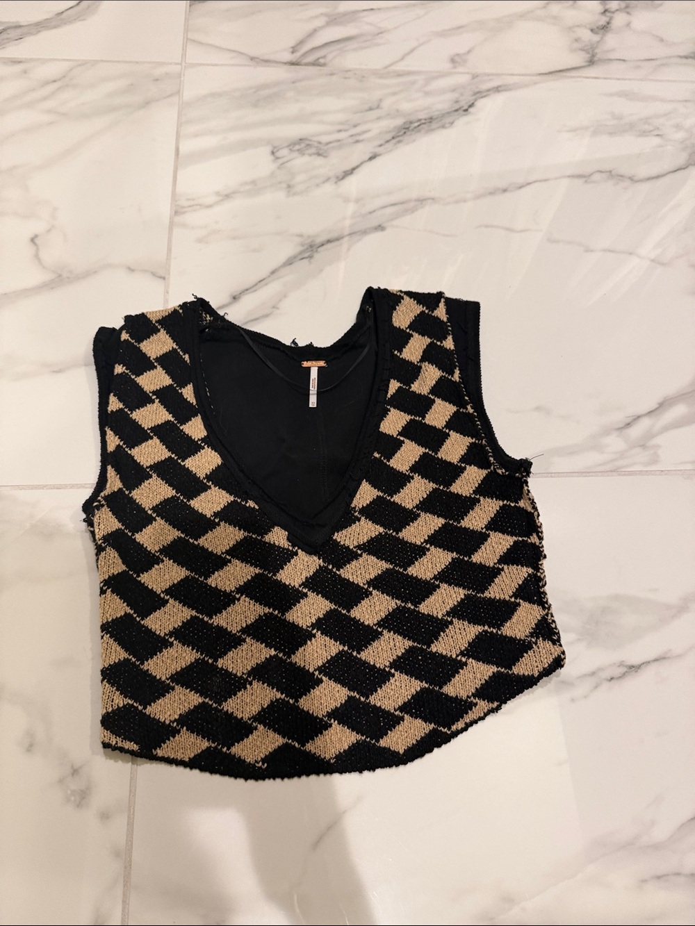 Free People Geometric Knit V-Neck Cropped Tank - Black & Tan